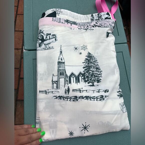 Katie Kime Holiday Toile Hunter / Cream Short Pajama Set NWT - Picture 4 of 5